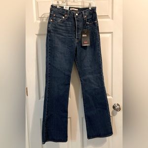 NWT Levi’s Premium 29x33 Bootcut High Rise